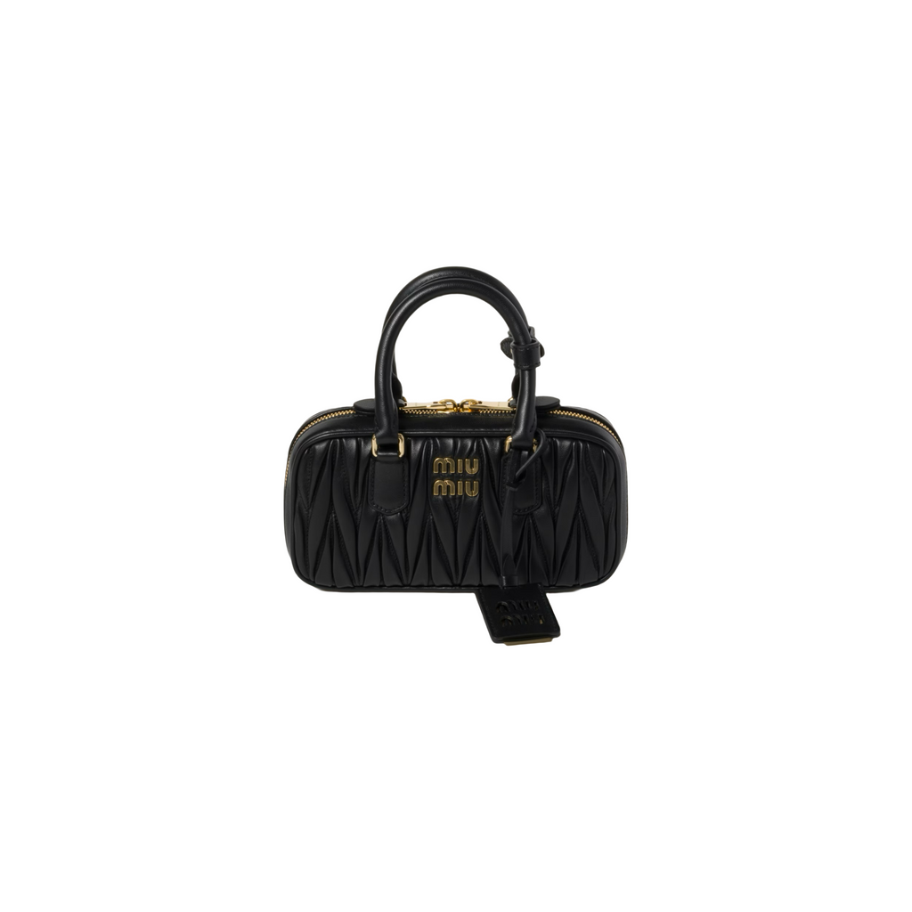 Miu Miu Arcadie Matelassé Nappa Leather Mini Çantë (e zezë)